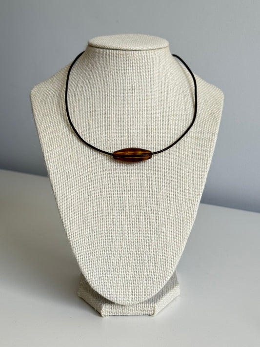 marron choker necklace